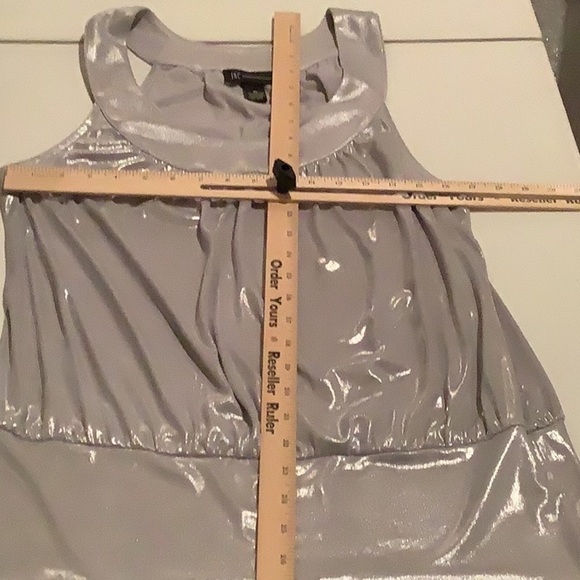 INC International Concepts size XL silver metallic scoop neck  sleeveless top - Picture 4 of 15
